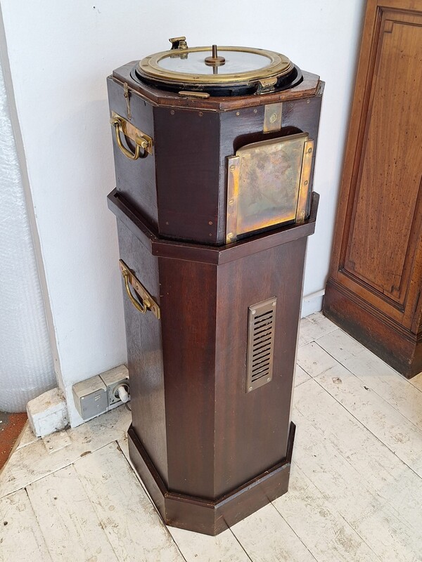 M 135 APO marine compass 