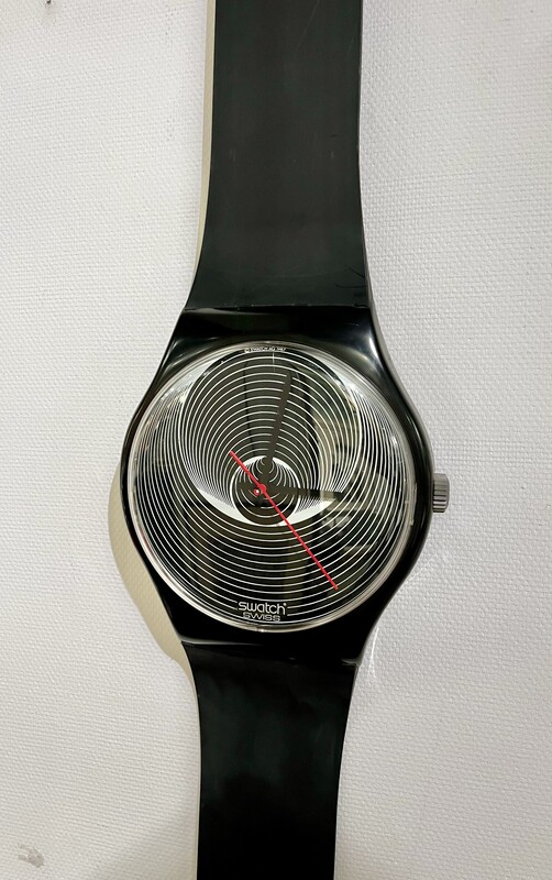 M 147 RP swatch wall clock, 1987