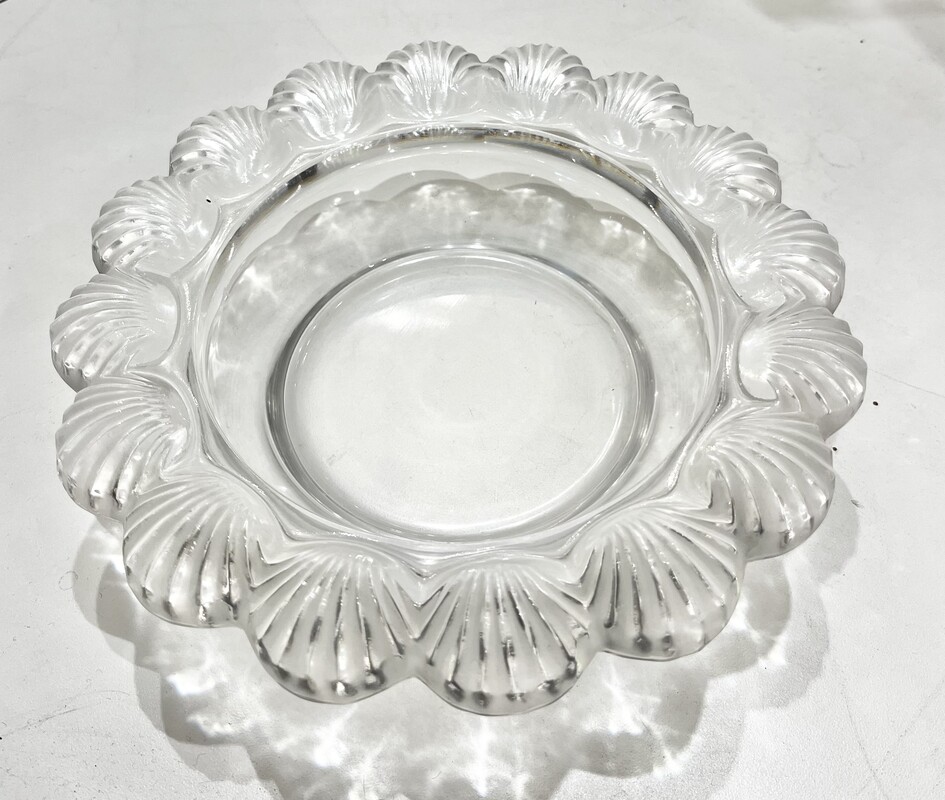 M 155 AG glass tray signed Lalique France 