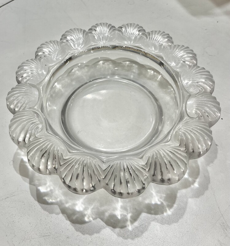 M 155 AG glass tray signed Lalique France 