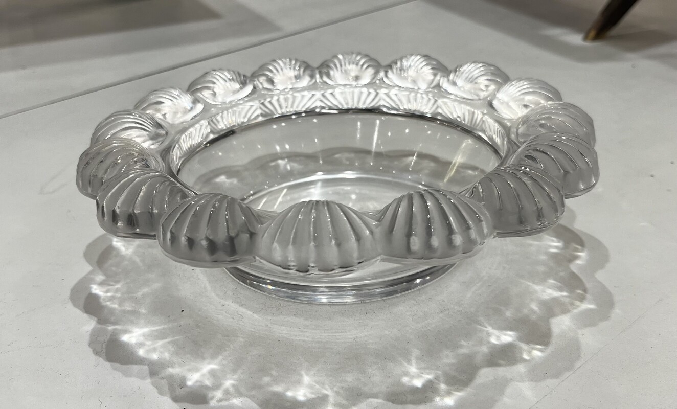 M 155 AG glass tray signed Lalique France 