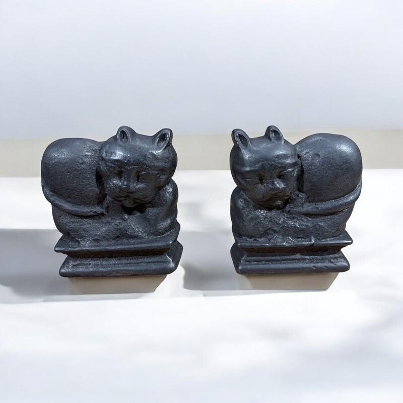 M 305 AG Pair of Cats  andiron XIX century 