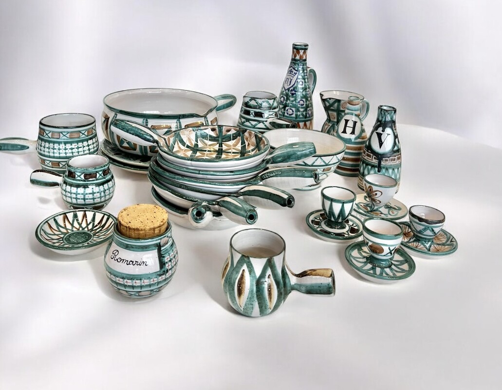M 309 APO set of Robert Picault ceramics, Vallauris 
