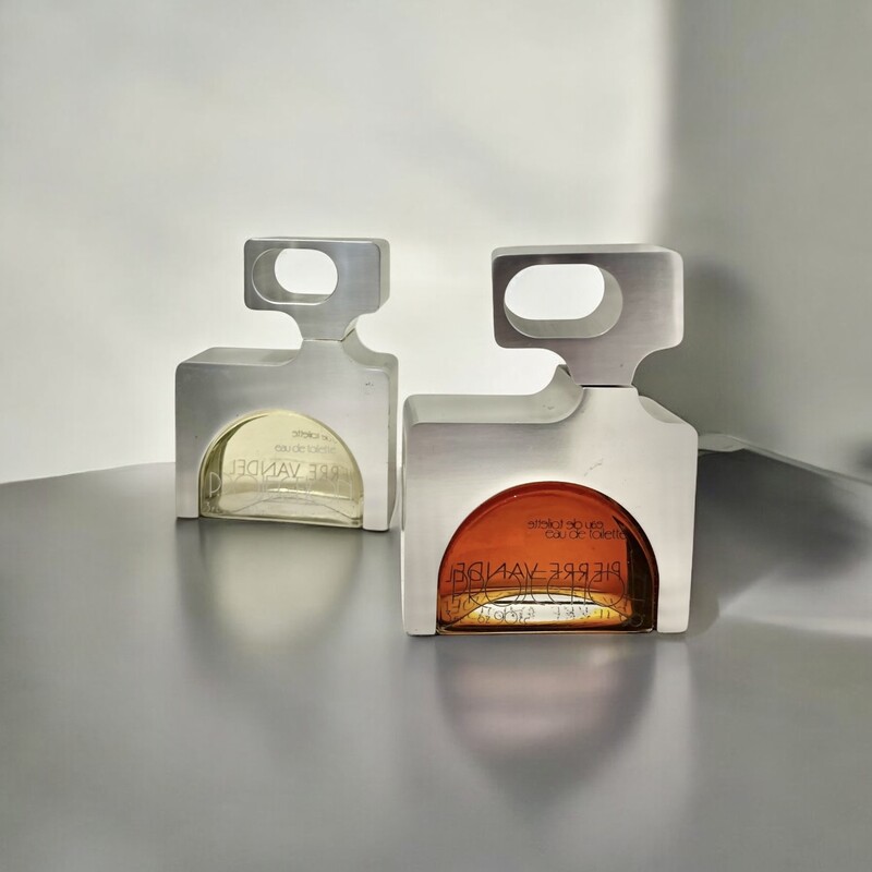 M 314 APO perfume bottle by Pierre Vandel, « Projection »