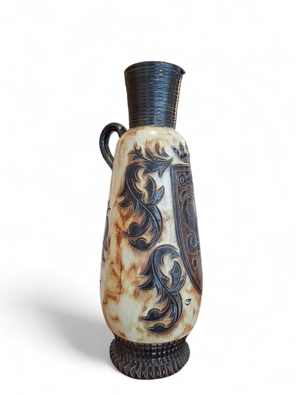 M 333 APO Large ceramic vase signed Guérin