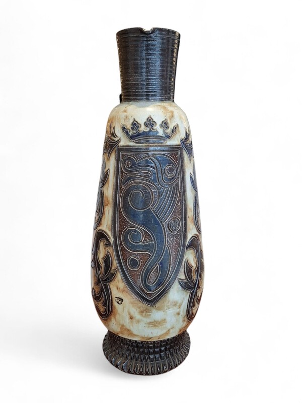 M 333 APO Large ceramic vase signed Guérin