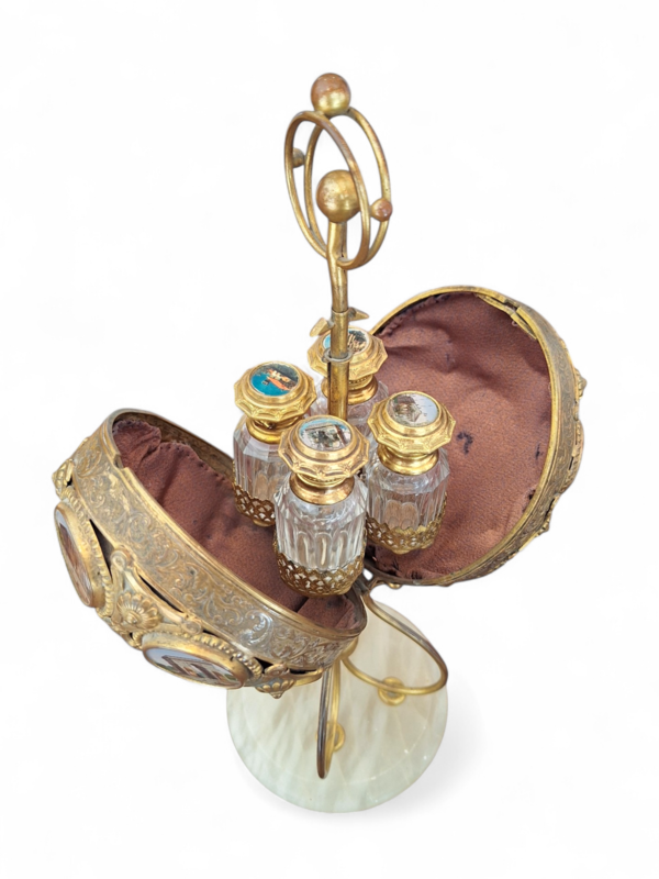 M 344 Apo Souvenir Of The Grand Tour, Egg Decorated With Medallions Containing 4 Bottles  Ca 1890