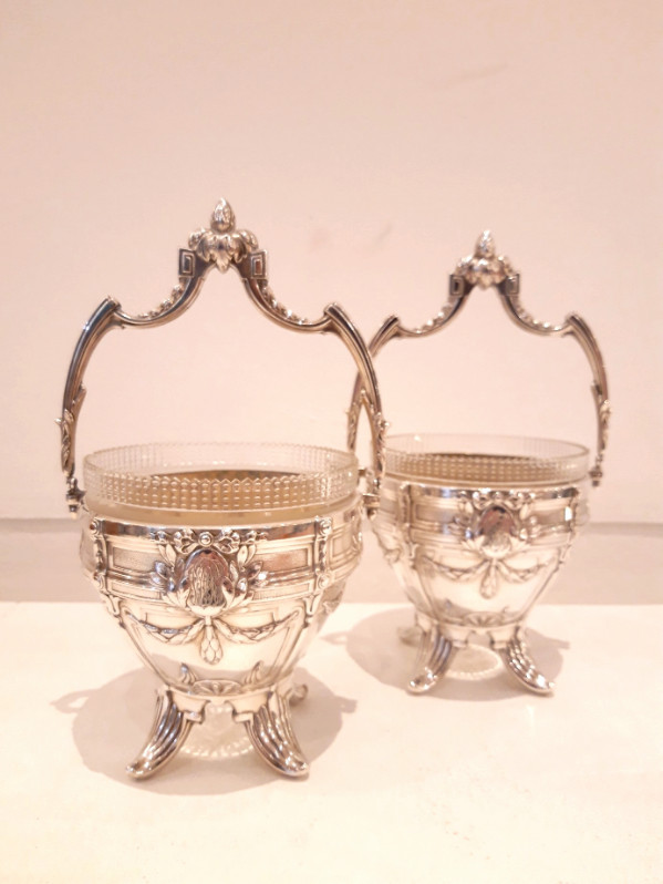M 41 AS Pair of solid silver jam jars. France Ca. 1880