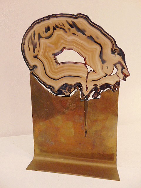 M 439 FD Pierre d'agate monture de laiton doré 1970