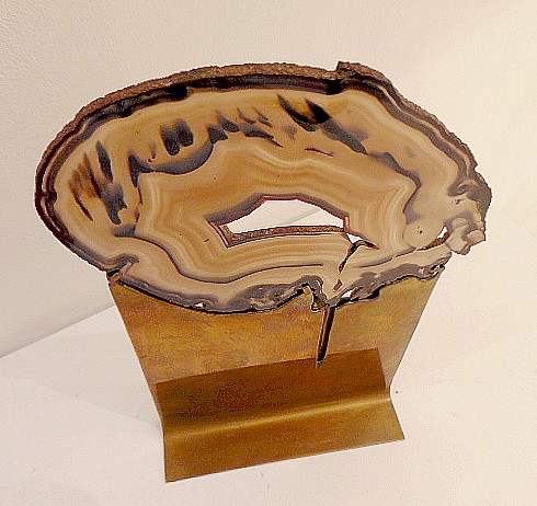 M 439 FD Pierre d'agate monture de laiton doré 1970