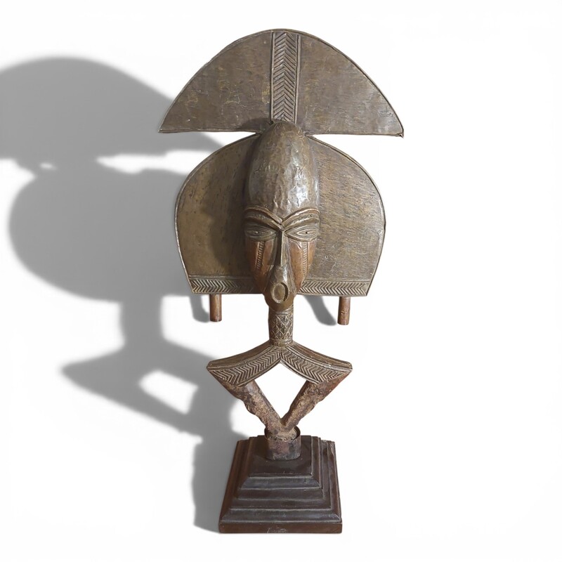 M 470 JC Janus reliquary figure, Kota-Ndassa, Gabon 1950s 
