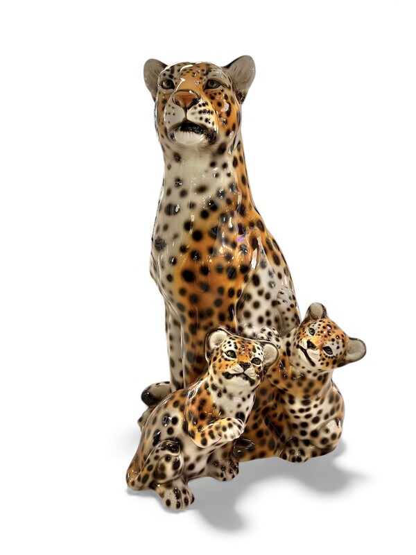 M 475 AG/AV Ceramic Panther with babies