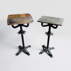 M 476 AG pair of workshop stools in cast iron XIX century 