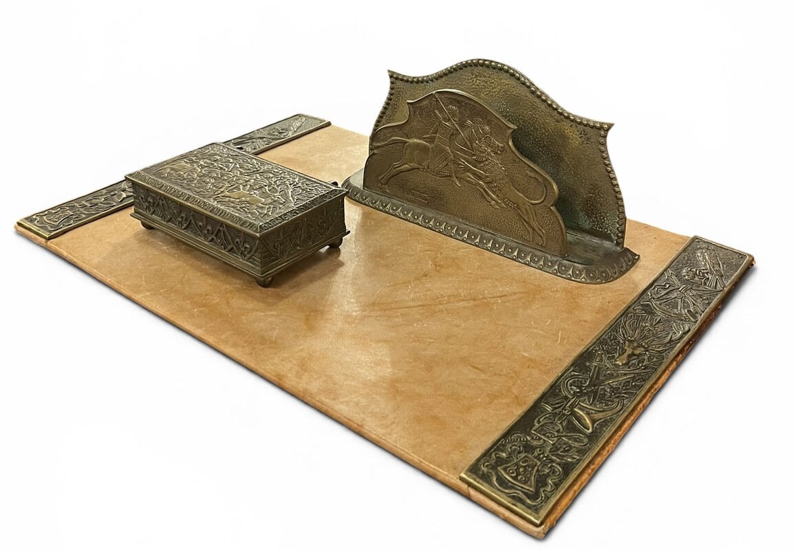 M 476 AS desk bronze set by Max le Verrier, circa 1935
