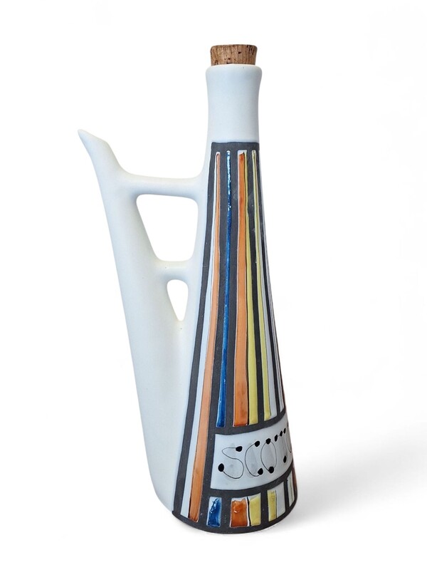 M 479 APO ceramic pitcher by Roger Capron 