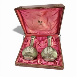 M 488 APO pair of Wedgwood vases with silver, diplomatic gift, Italy XIX century 