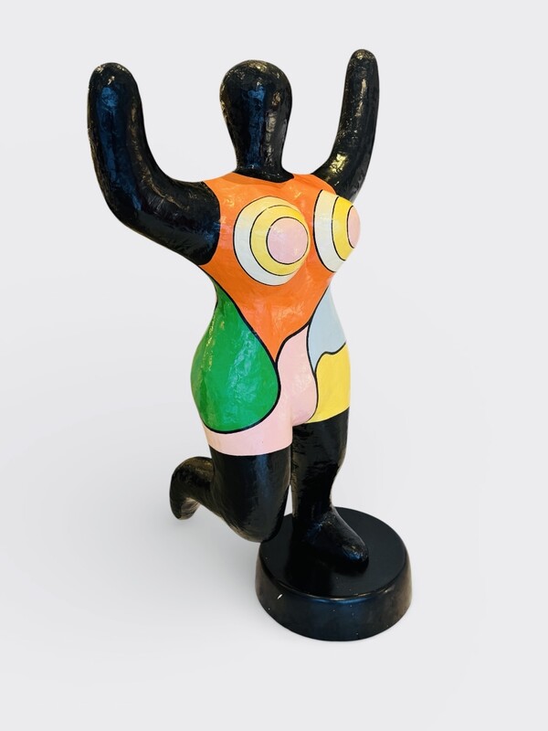 M 506 AG Rare XXL papier mâché sculpture ins. Niki de Saint Phale circa 1990