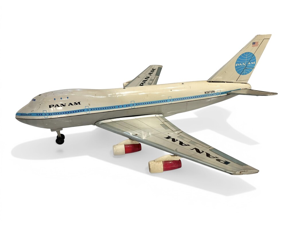 M 515 APO large collection of miniatures aircrafts / planes 