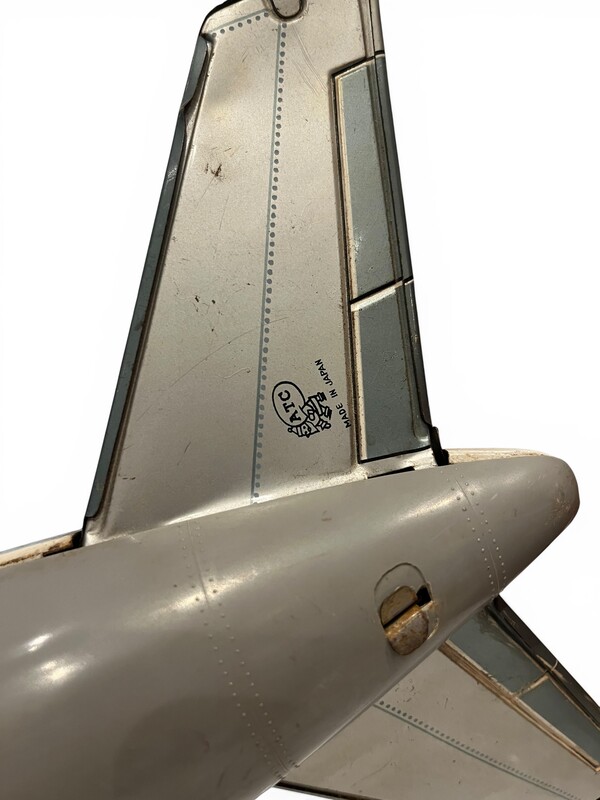 M 515 APO large collection of miniatures aircrafts / planes 