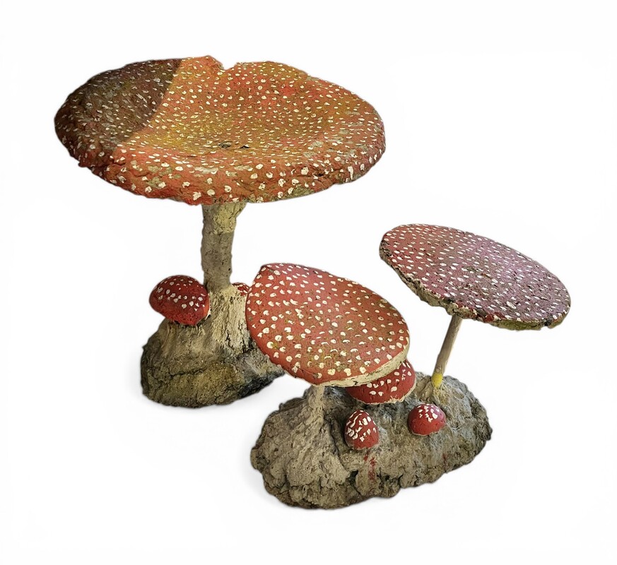 M 527 YD concrete decorative mushrooms