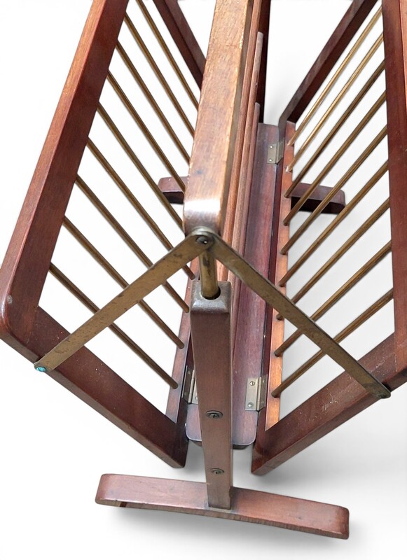 M 555 JC Mahogany and brass foldable magazine holder by Ico Parisi