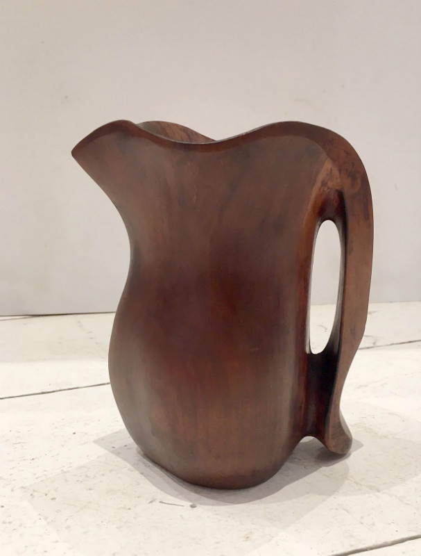 M 594 AG Pichet palissandre sculpté Alexandre Noll