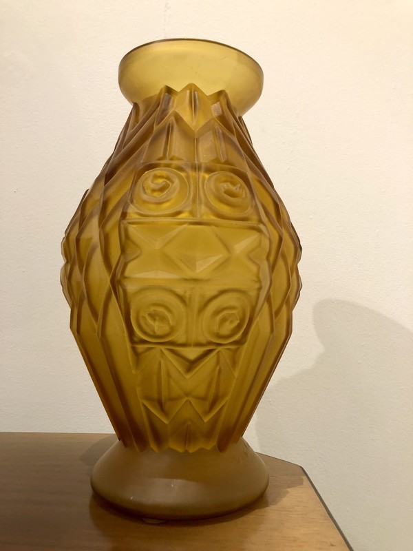 M 684 AG Art Deco vase by Henri Heemskerk, Scailmont