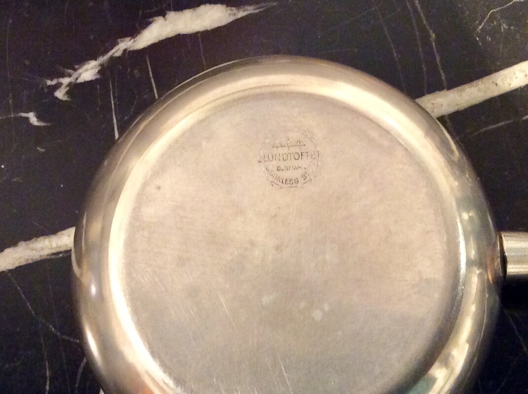 M 791 AS  Service saucier inox et teck Lundtofte & Dana , Ecole danoise