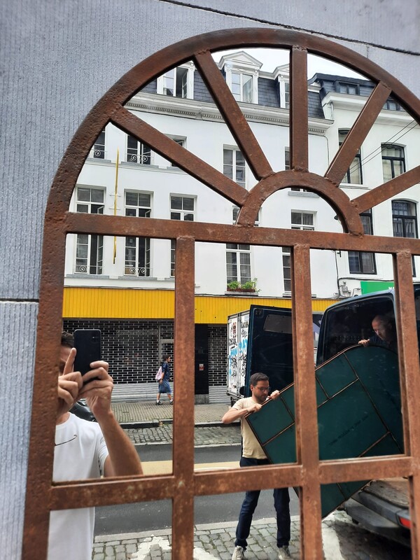 M 793 DP large selection of industrial mirrors 