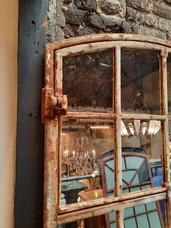 M 793 DP large selection of industrial mirrors 