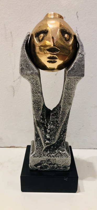 M 820 AV Bronze sculpture by Willy Ceysens 
