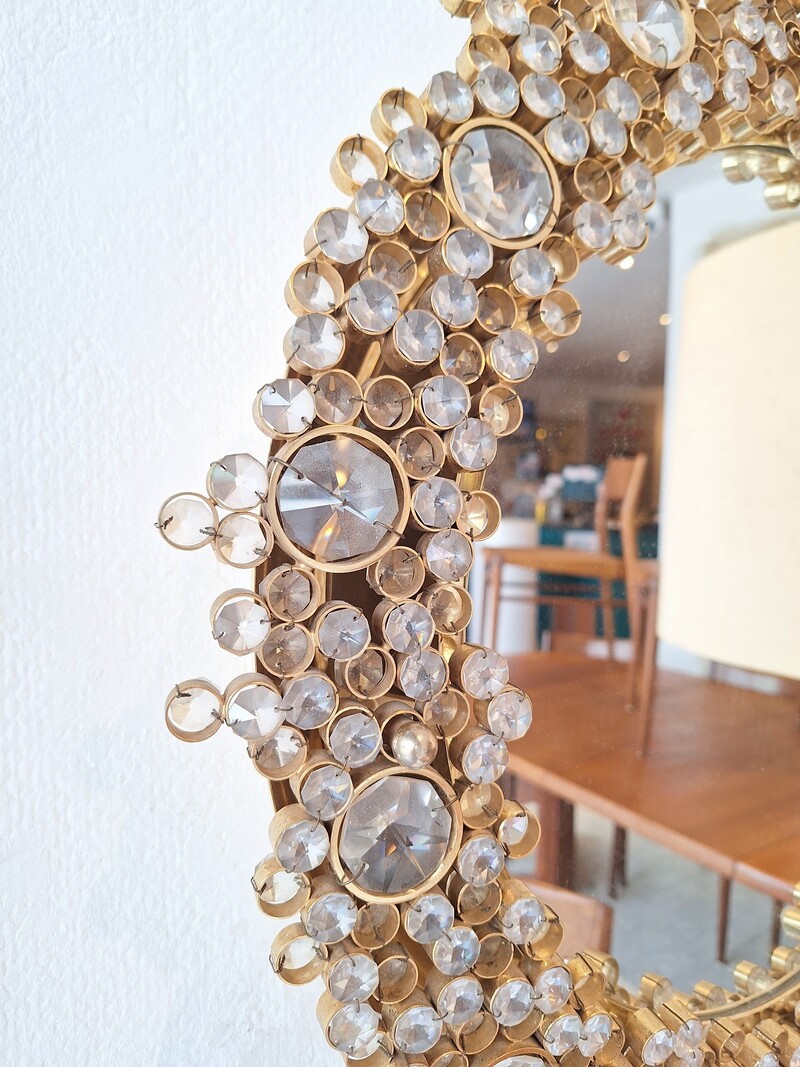 M 932 Apo Regency Round Backlit Mirror, Brass And Crystals