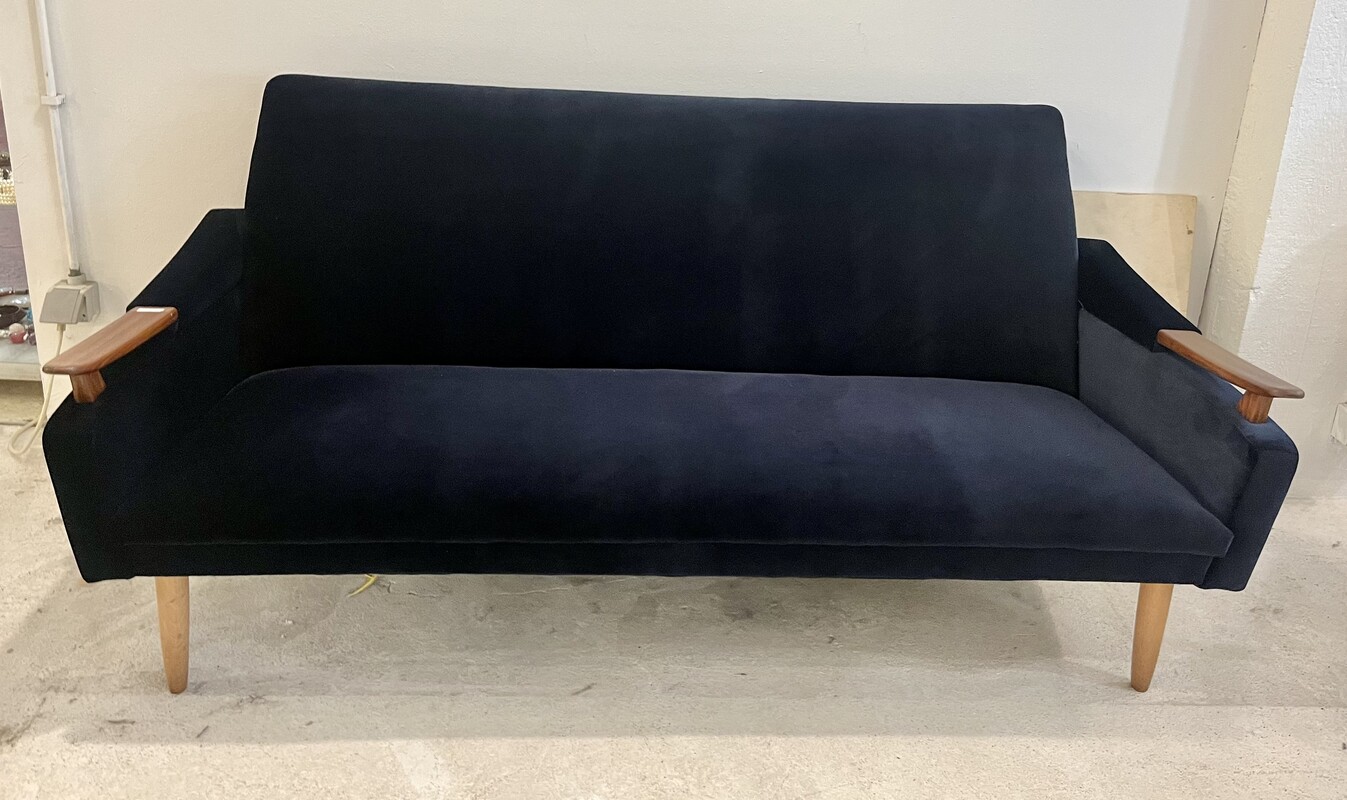 S 025 MIM vintage blue velvet sofa, Holland 