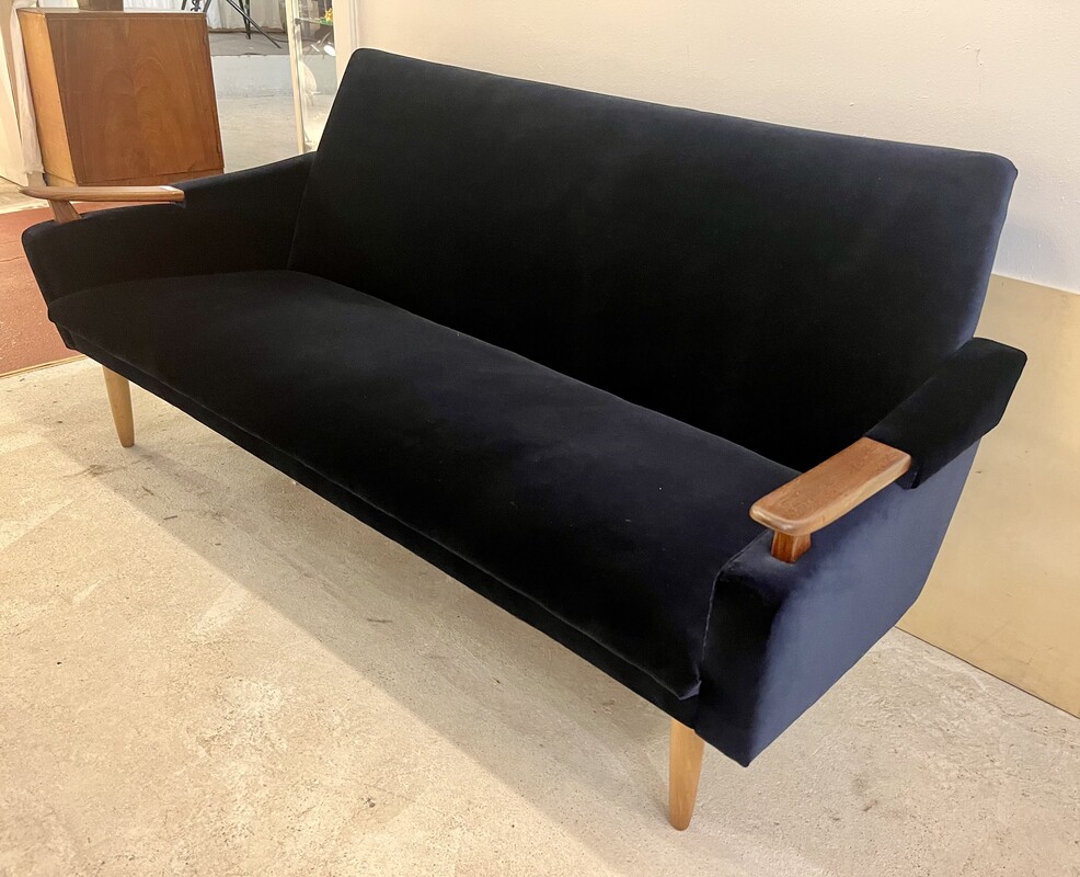 S 025 MIM vintage blue velvet sofa, Holland 