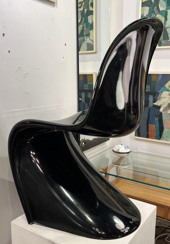 S 134 RS Verner Panton black chair 