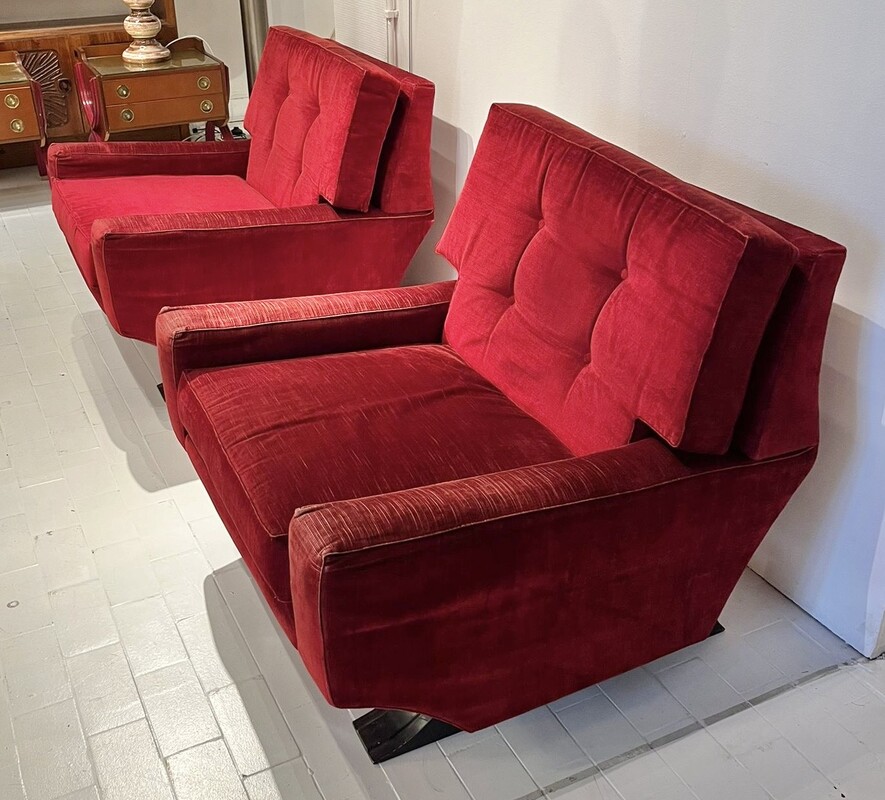 S 173 RD pair of red velvet lounge chairs by Franz Sartori, 1960’s