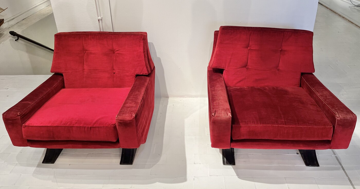 S 173 RD pair of red velvet lounge chairs by Franz Sartori, 1960’s