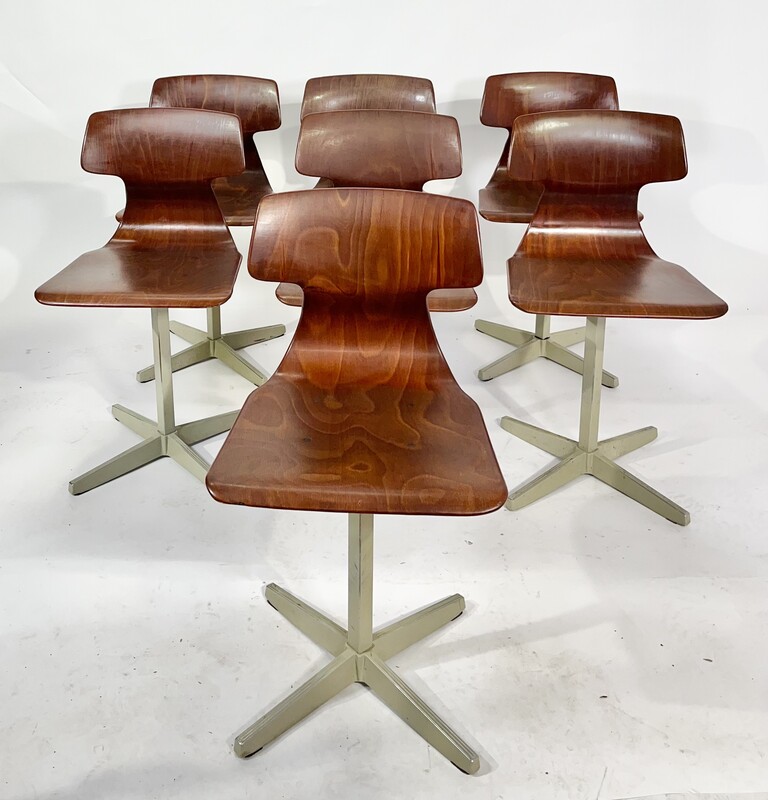 S 177 AG set of 7 Pagholz chairs 