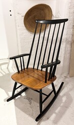 S 194 CW Rocking Chair by Ilmari Tapiovaara