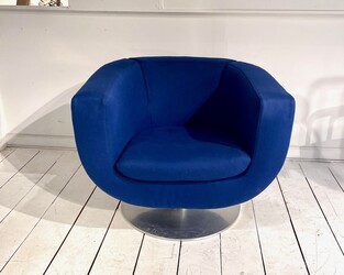 S 195 AG Maxalto tulip chair by Jeffrey Bernett for B&B Italia