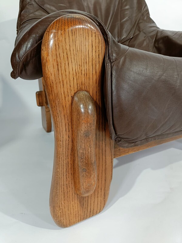 S 224 YO pair of brown leather and wood armchairs, 1970’s