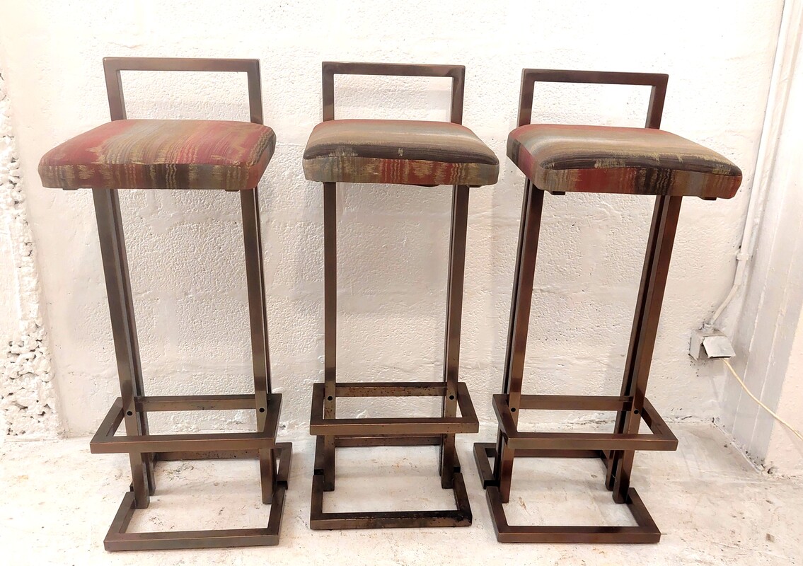 S 227 JC Set of 3 metal bar stools with gunmetal patina, 1980s
