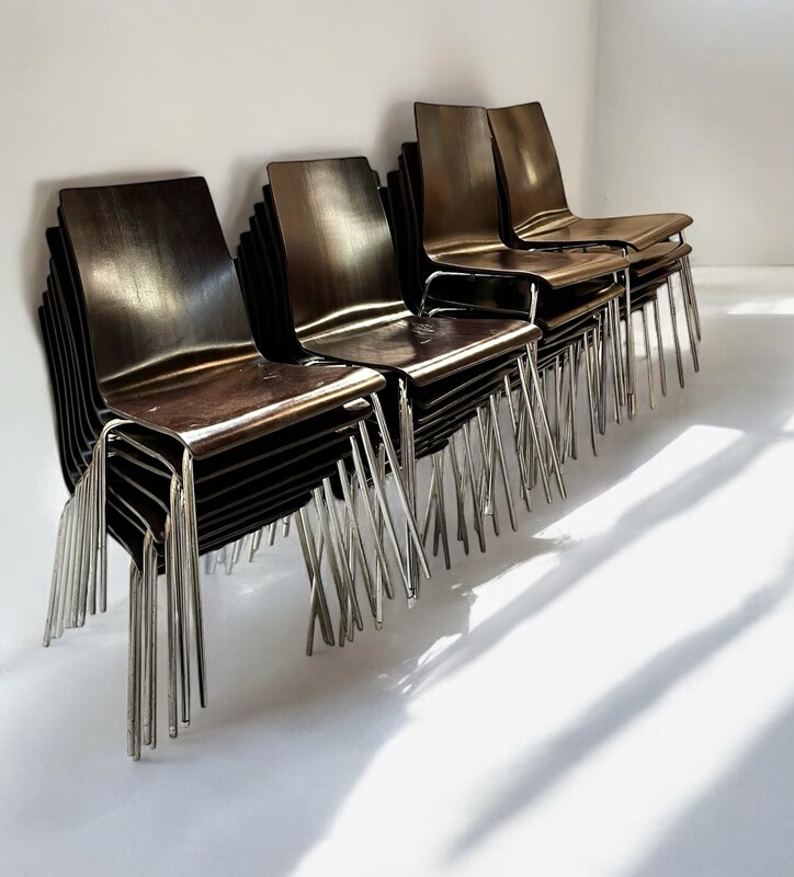 S 248 AG set of 34 stackable chairs
