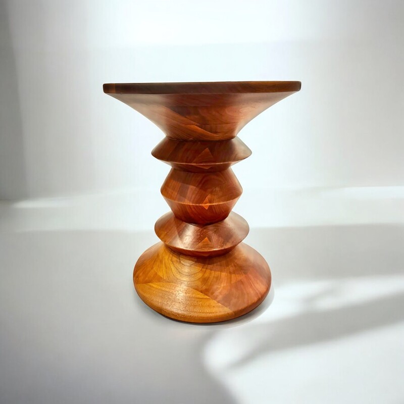 S 255 AV/AG Eames stool for Herman Miller