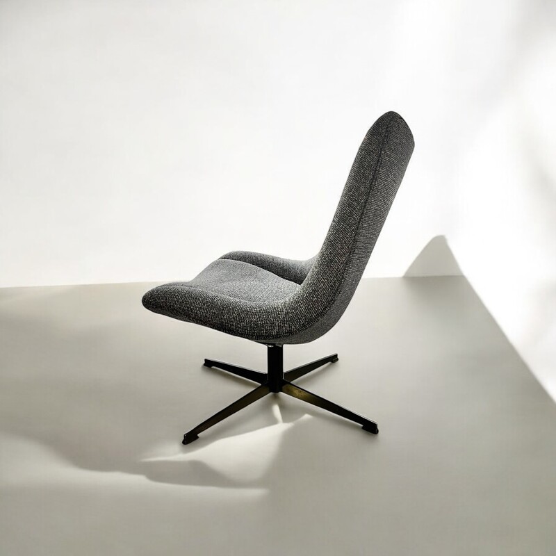 S 256 JD/RC  restored lounge armchair, 1960’s