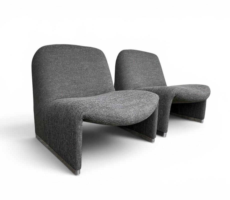 S 258 JB Pair Alky Chairs, Design by Giancarlo Piretti for Anonima Castelli, 1980s Reupholstered in Minotti fabric
