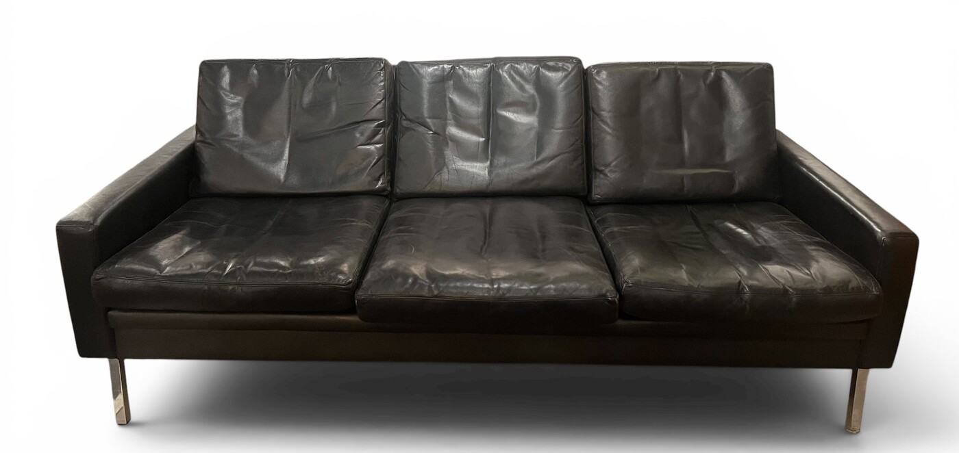 S 258 JC black leather 3 seats sofa