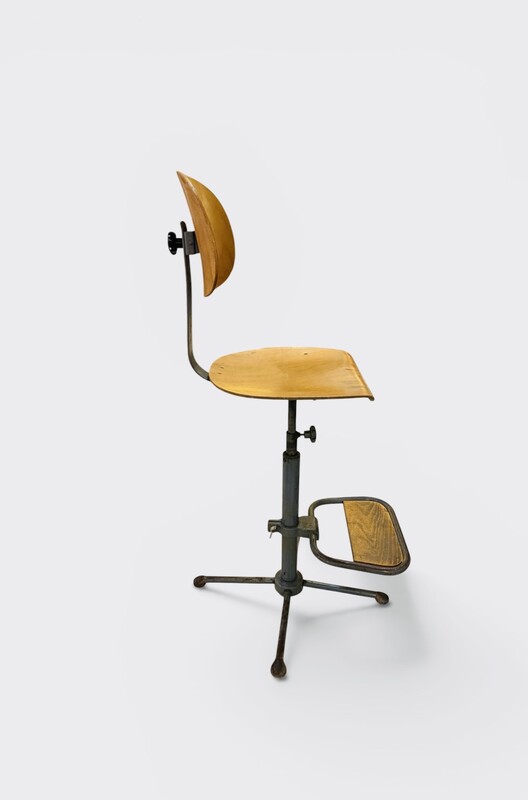S 261 AG 3 industrial barstool 1950