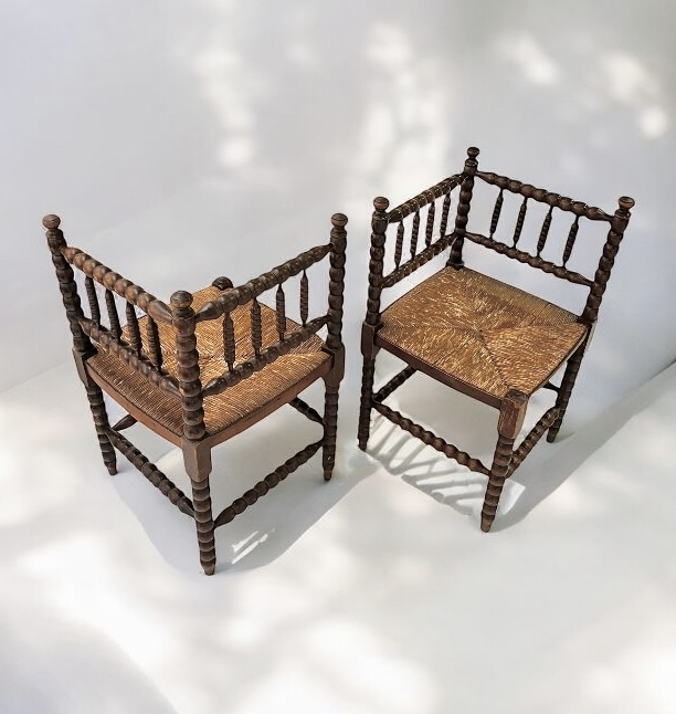 S 273 RD pair of corner armchairs 