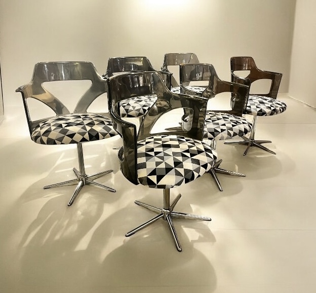 S 277 GOT set of 6 Space Age style chairs 